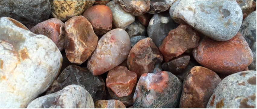 how to tell if a rock is an agate